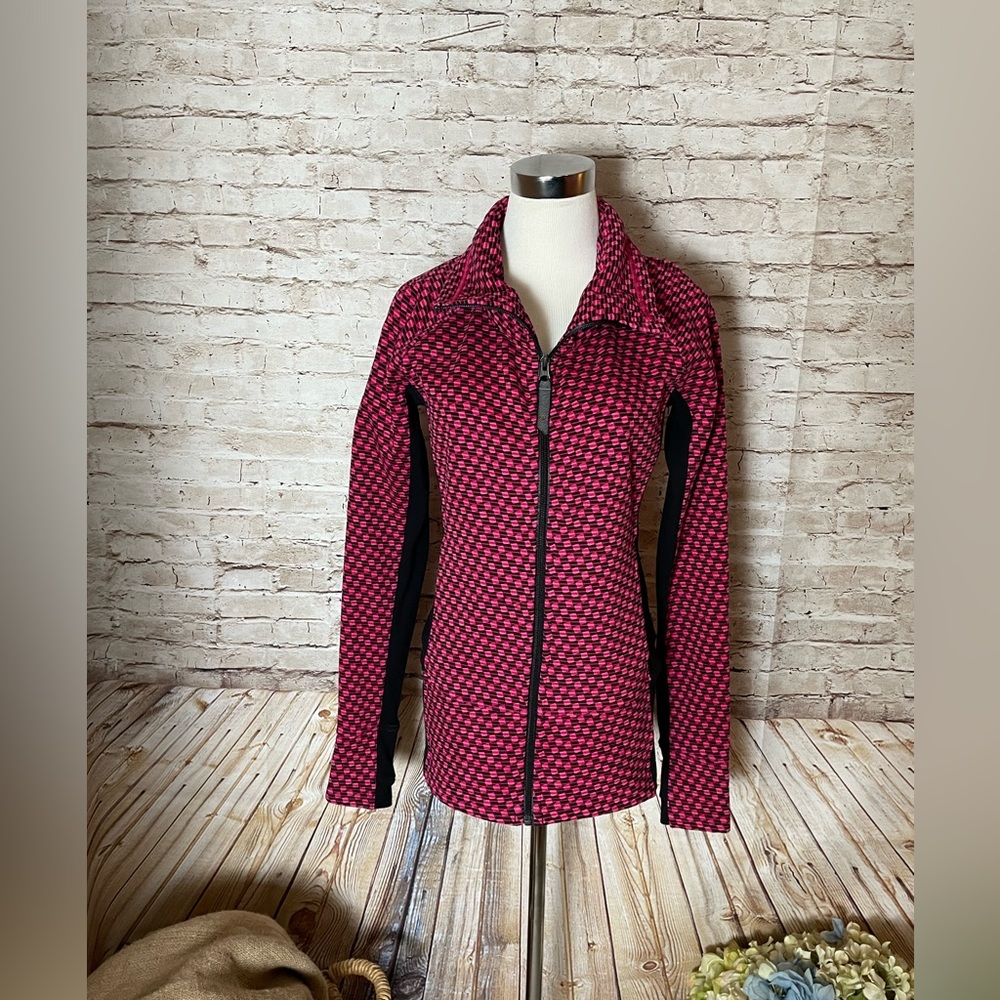 Lululemon Deep Dive Berry Rumble Radient jacket - Picture 5 of 7